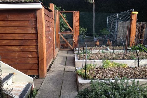 Photo of property in 8 Ocean View Terrace, Sumner, Christchurch, 8081