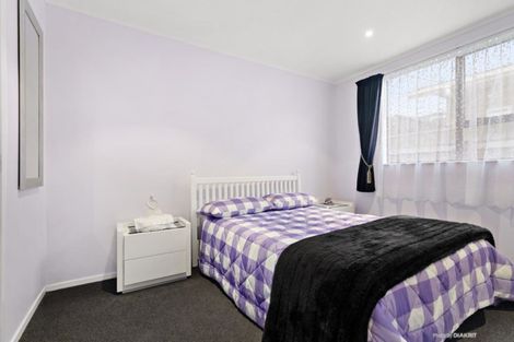 Photo of property in 6 Rua Street, Lyall Bay, Wellington, 6022