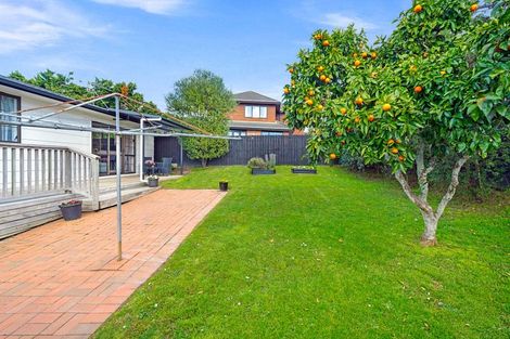 Photo of property in 15 Denarius Lane, Glendene, Auckland, 0602