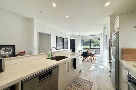 Photo of property in 13 Matairangi Avenue, Totara Heights, Auckland, 2105