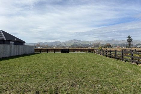 Photo of property in 25 Creekside Drive, Halswell, 8025