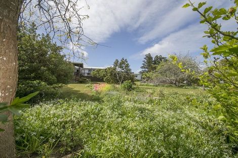 Photo of property in 18 School Road, Riverhead, 0820