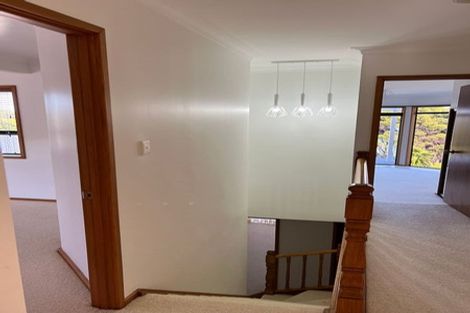 Photo of property in 9 Poaka Place, Beach Haven, Auckland, 0626