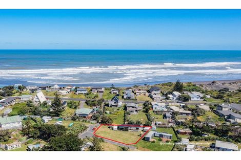 Photo of property in 11d Centreway Road, Port Waikato, 2695