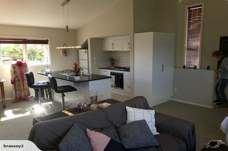 Photo of property in 2a Brassey Road, Saint Johns Hill, Whanganui, 4500