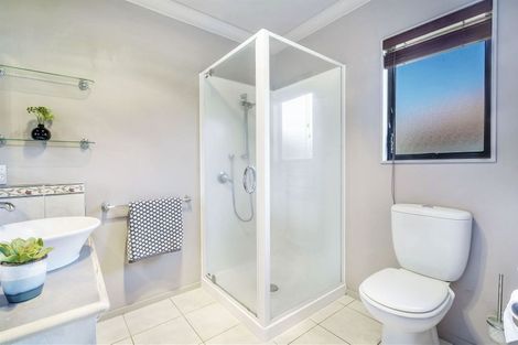 Photo of property in 16 Lockhart Place, Rototuna, Hamilton, 3210