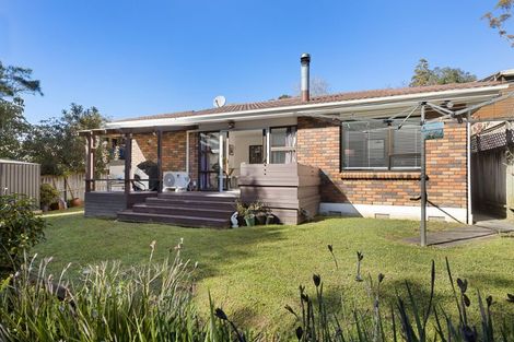 Photo of property in 2/12 Fitzwilliam Drive, Torbay, Auckland, 0630