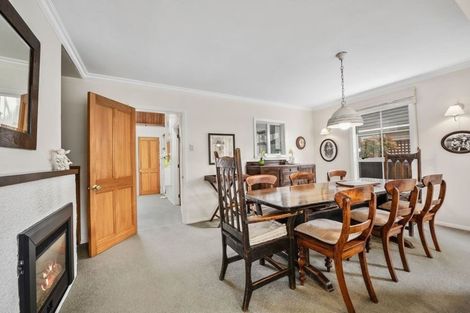 Photo of property in 9 Oak Street, Ebdentown, Upper Hutt, 5018