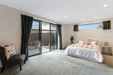 Photo of property in 6 Te Pihopa Way, Aidanfield, Christchurch, 8025