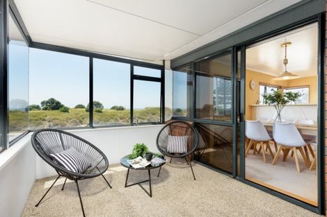 Photo of property in 133a Marine Parade, Mount Maunganui, 3116