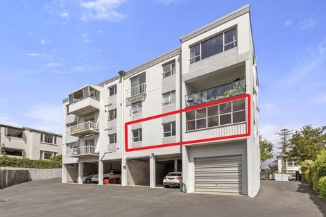 Photo of property in 2/11 Saint Georges Bay Road, Parnell, Auckland, 1052