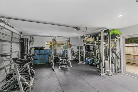 Photo of property in 1398 High Street, Taita, Lower Hutt, 5011