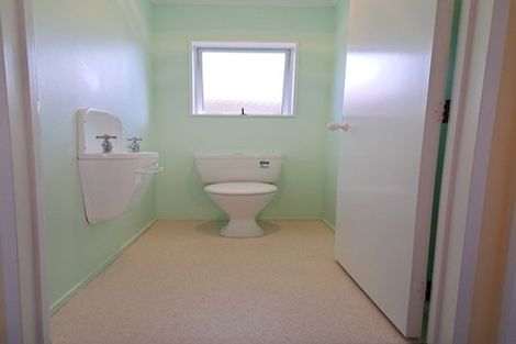 Photo of property in 148 Tukapa Street, Westown, New Plymouth, 4310