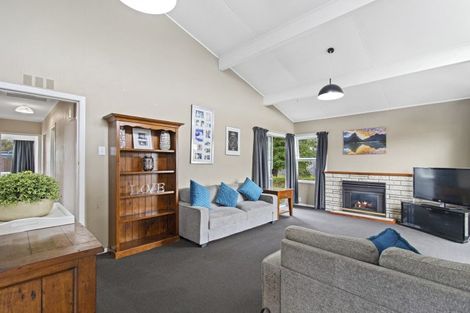 Photo of property in 11 Dalton Crescent, Dinsdale, Hamilton, 3204