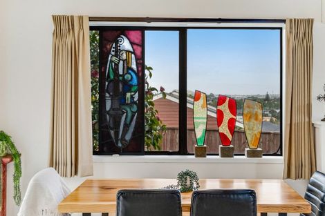 Photo of property in 2/42 Cromdale Avenue, Highland Park, Auckland, 2010