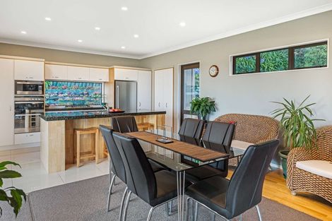 Photo of property in 24 Wairere Road, Bastia Hill, Whanganui, 4500