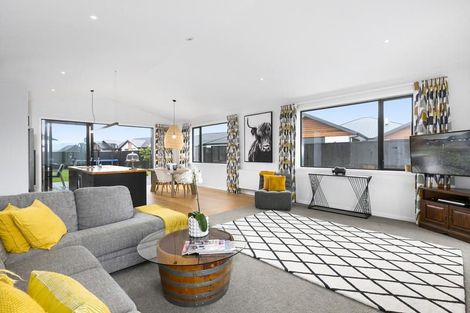 Photo of property in 3 Mellay Mews, Mosgiel, 9024