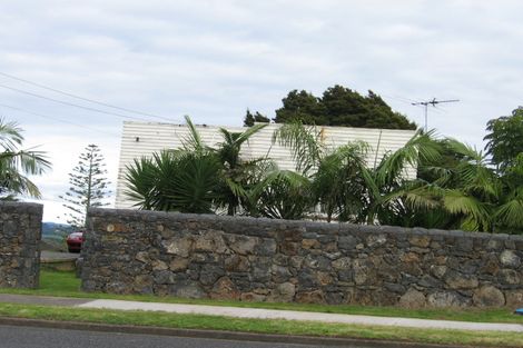 Photo of property in 167 Sandspit Road, Shelly Park, Auckland, 2014