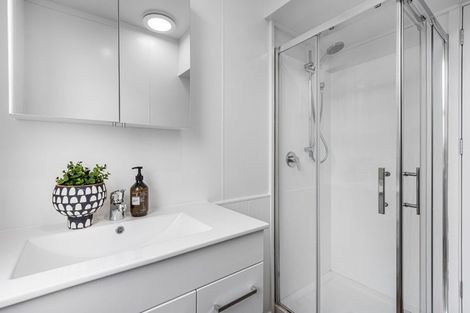 Photo of property in 8 Radley Street, Woolston, Christchurch, 8023