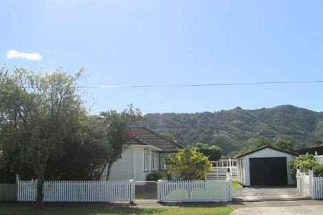 Photo of property in 30 Davis Crescent, Elderslea, Upper Hutt, 5018