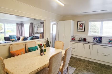 Photo of property in 4 Hallewell Crescent, Johnsonville, Wellington, 6037