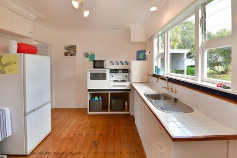 Photo of property in 2 Arkles Drive, Arkles Bay, Whangaparaoa, 0930