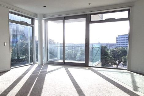 Photo of property in Piermont Apartments, 4i/82 Cable Street, Te Aro, Wellington, 6011