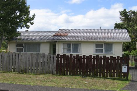 Photo of property in 44 Fairclough Road, Beach Haven, Auckland, 0626