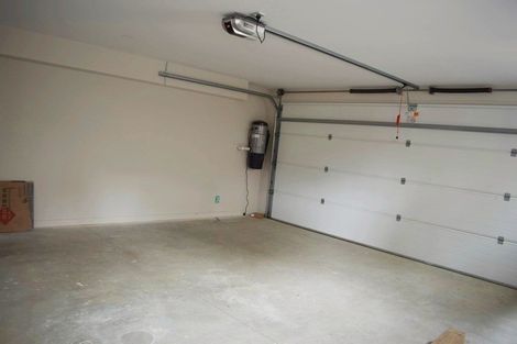 Photo of property in 517 East Coast Road, Murrays Bay, Auckland, 0630