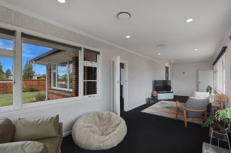 Photo of property in 94 Mcmurdo Street, Tinwald, Ashburton, 7700