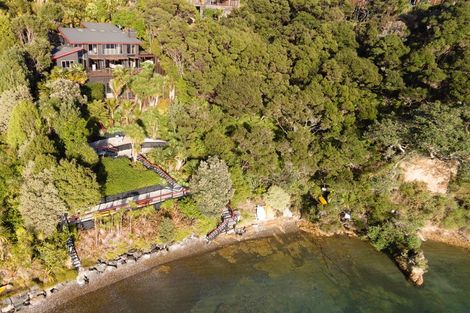 Photo of property in 14a Kaha Place, Russell, 0272