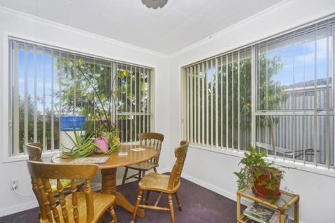 Photo of property in 8 Winiata Place, Otaki, 5512