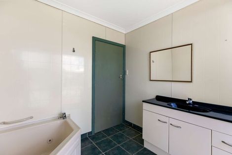 Photo of property in 38 Manuka Street, Castlecliff, Whanganui, 4501