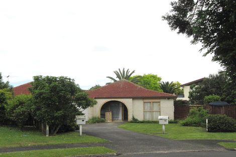 Photo of property in 16 Gloaming Place, Conifer Grove, Takanini, 2112