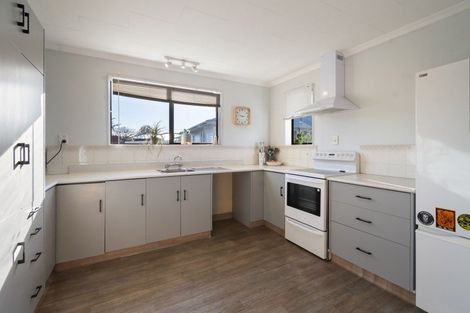 Photo of property in 2 Ascot Court, Feilding, 4702