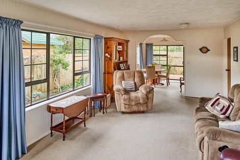 Photo of property in 104 Oxford Street, Tawa, Wellington, 5028