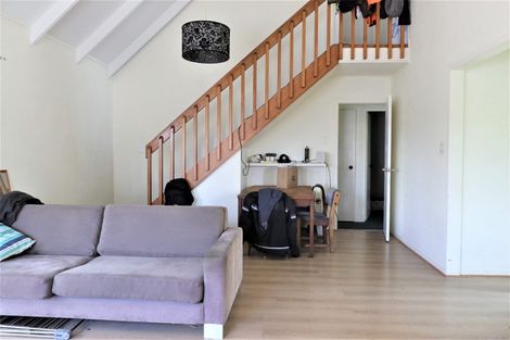 Photo of property in 2/60 Aramoana Avenue, Devonport, Auckland, 0624