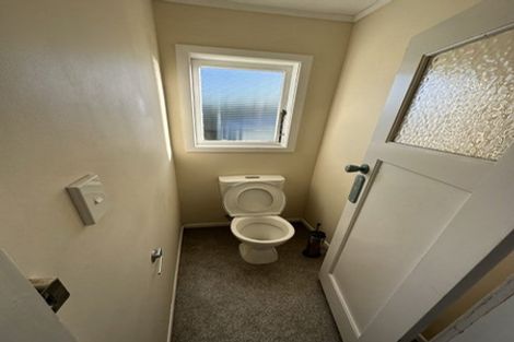 Photo of property in 120 Eskdale Road, Birkdale, Auckland, 0626