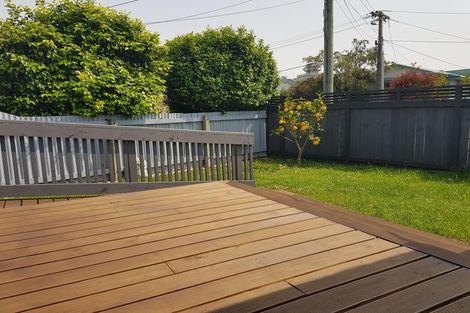 Photo of property in 20 Holyoake Crescent, Avalon, Lower Hutt, 5011