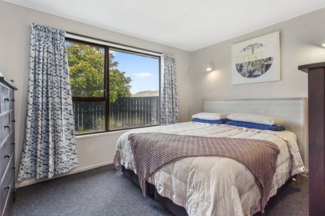 Photo of property in 257 Queenspark Drive, Parklands, Christchurch, 8083