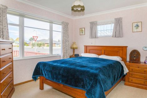 Photo of property in 35 Trafalgar Street, Dannevirke, 4930
