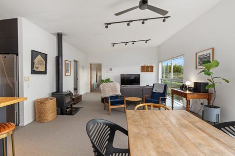 Photo of property in 35 Waikana Street, Broad Bay, Dunedin, 9014