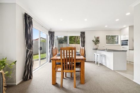 Photo of property in 73 Wellington Street, Pukekohe, 2120