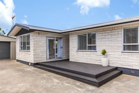 Photo of property in 41 Cleat Street, Whitby, Porirua, 5024