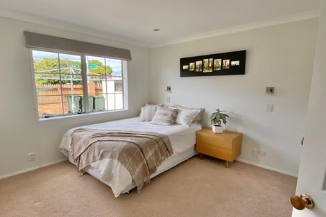 Photo of property in 1 Tuakura Way, The Gardens, Auckland, 2105