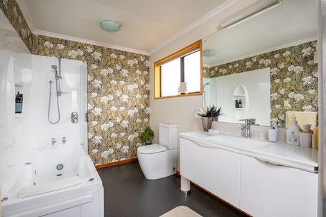 Photo of property in 12 Bruce Place, Alexandra, 9320