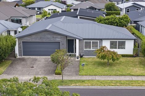 Photo of property in 72 Penetaka Heights, Pyes Pa, Tauranga, 3112