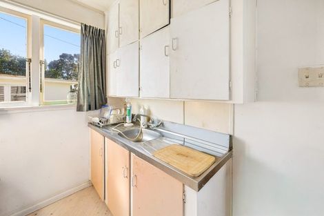 Photo of property in 50 Taylor Road, Mangere Bridge, Auckland, 2022