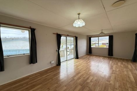 Photo of property in 21 Tiroiti Grove, Stokes Valley, Lower Hutt, 5019