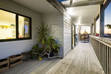 Photo of property in 8a Prospect Terrace, Pukekohe, 2120